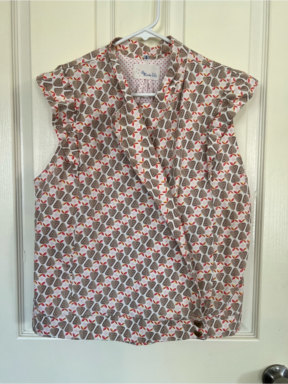 Maria Filo Whimsical Cap Sleeve Blouse Bow Detail Heart Button Top